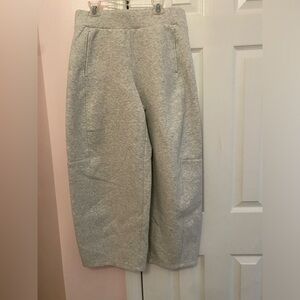 Women’s Barrel Leg Gap Fit Pants